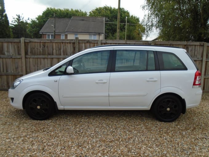 2024 Vauxhall Zafira