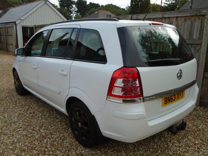 2024 Vauxhall Zafira