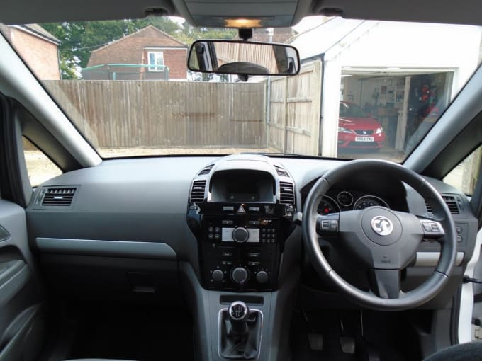 2024 Vauxhall Zafira