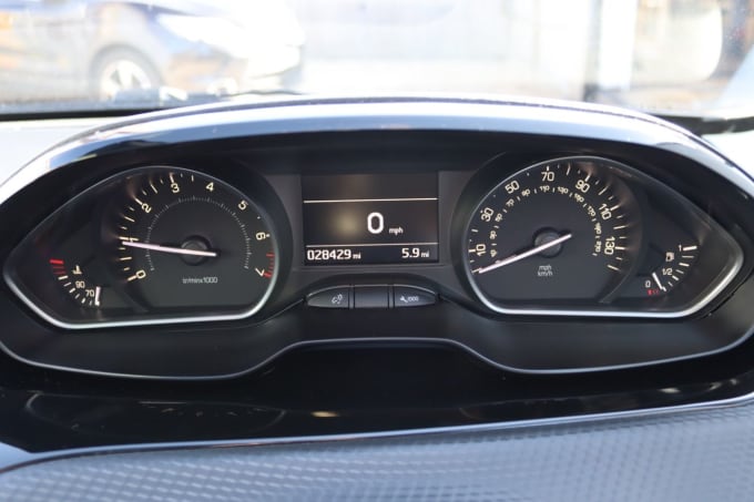 2025 Peugeot 208