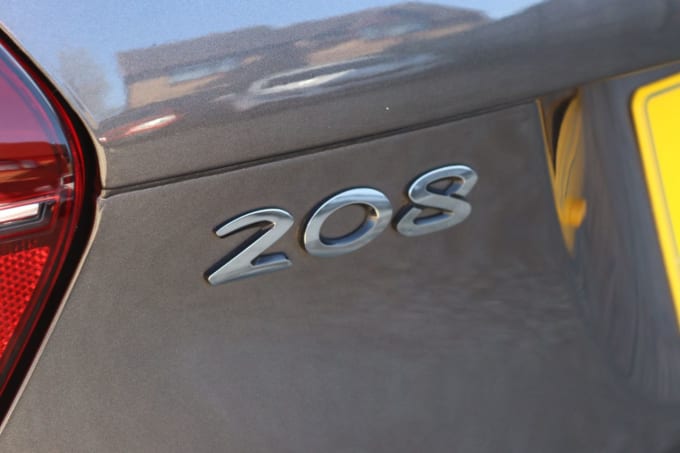 2025 Peugeot 208