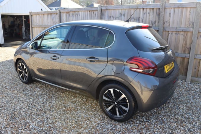 2025 Peugeot 208
