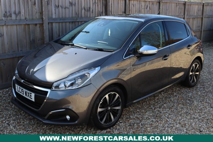2025 Peugeot 208