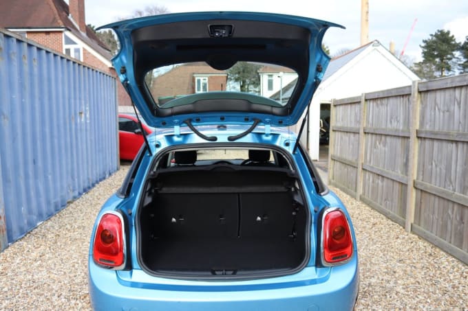 2025 Mini Hatch