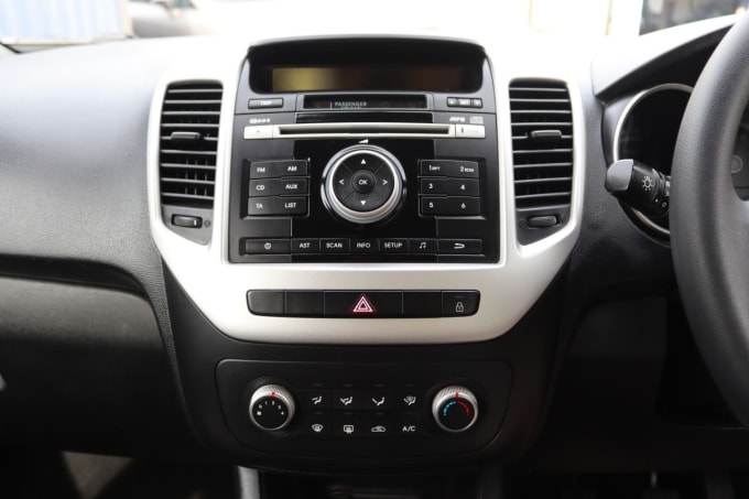 2025 Kia Venga