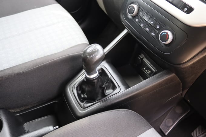 2025 Kia Venga