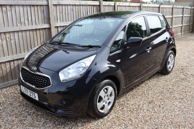 2025 Kia Venga