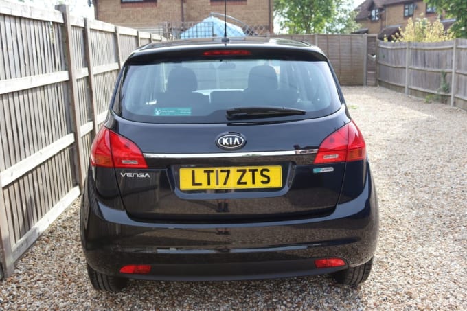 2025 Kia Venga