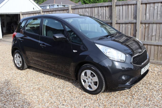 2025 Kia Venga
