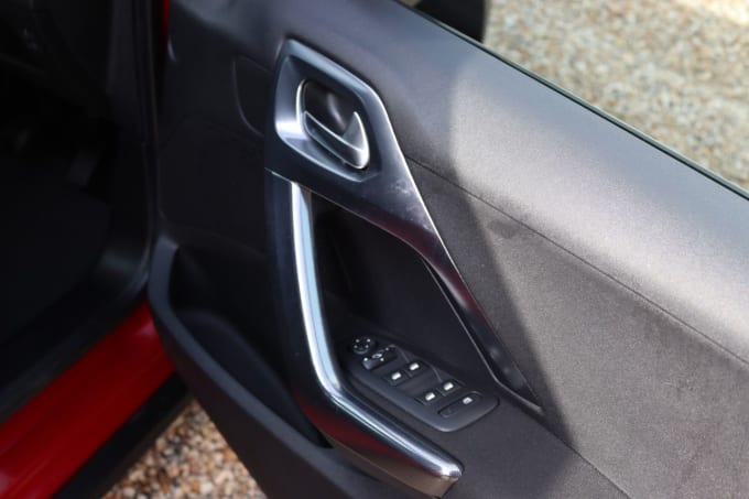 2025 Peugeot 2008