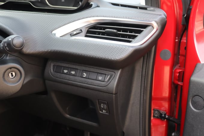 2025 Peugeot 2008