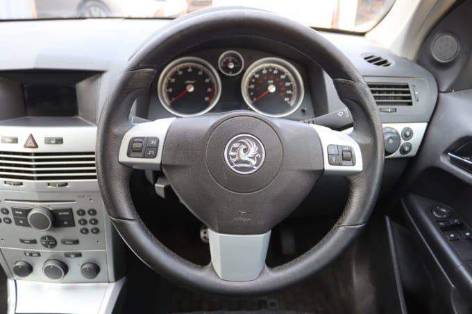 2025 Vauxhall Astra