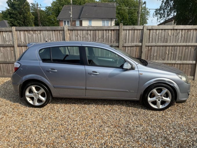 2025 Vauxhall Astra
