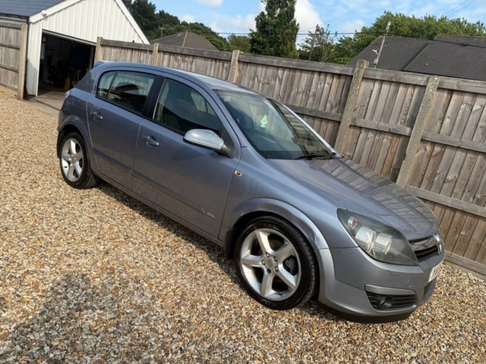 2025 Vauxhall Astra