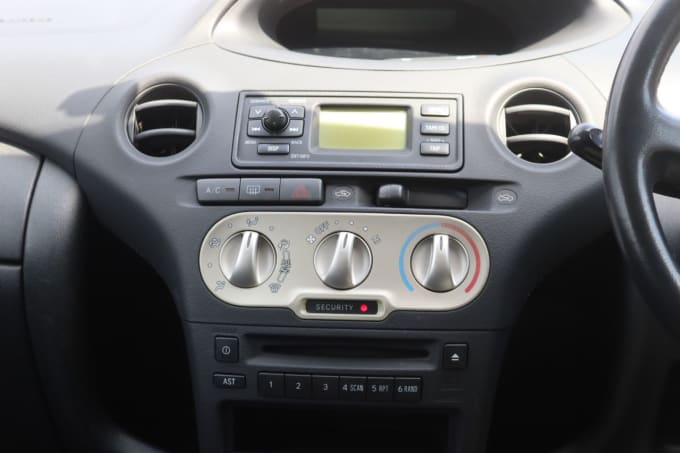 2025 Toyota Yaris