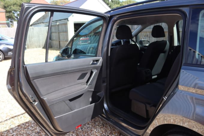 2025 Volkswagen Touran