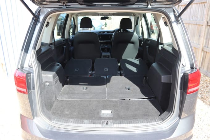 2025 Volkswagen Touran
