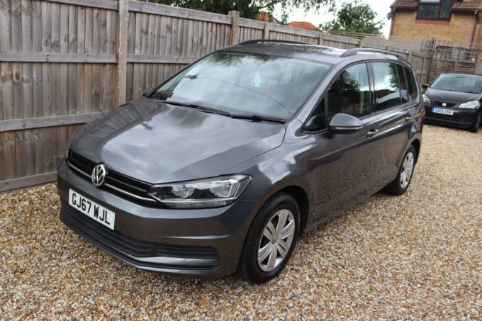 2025 Volkswagen Touran