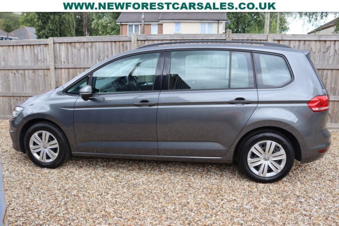 2025 Volkswagen Touran