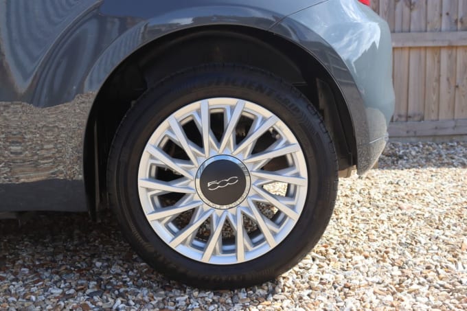 2025 Fiat 500