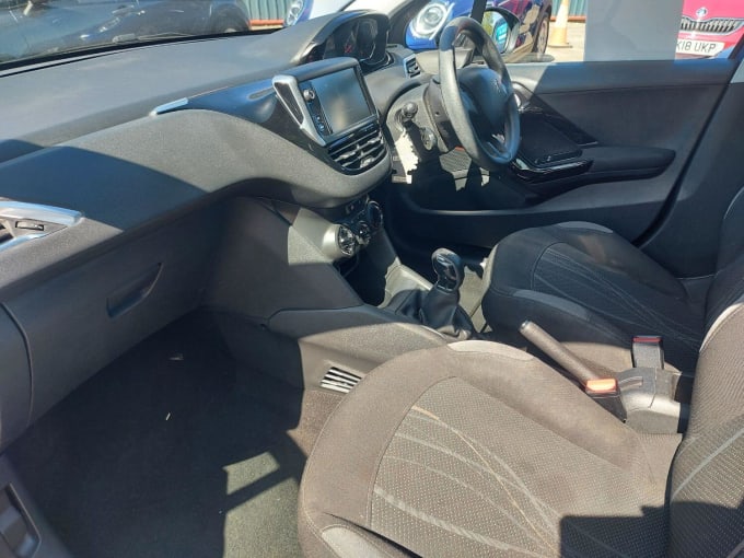 2015 Peugeot 208