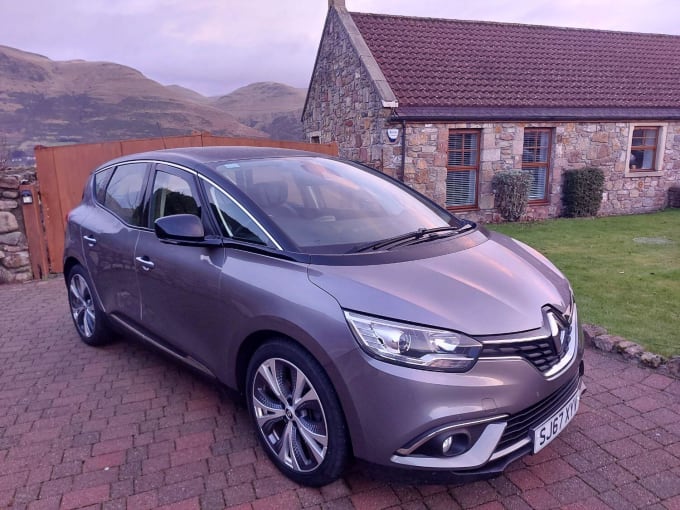 2017 Renault Scenic