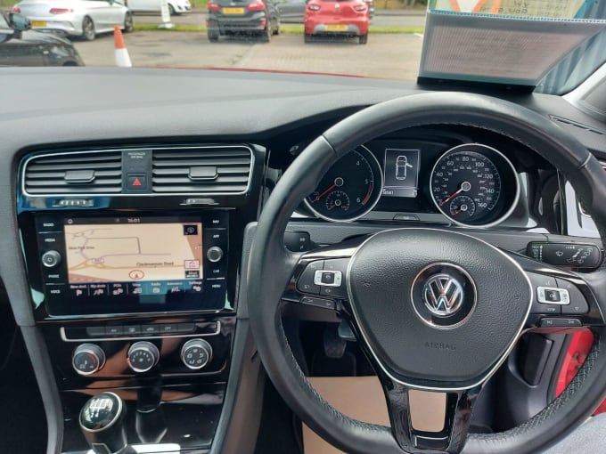 2018 Volkswagen Golf