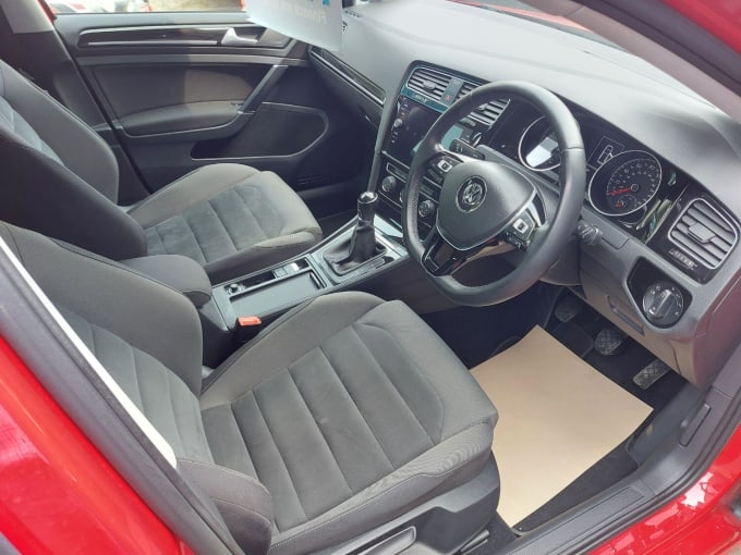 2018 Volkswagen Golf