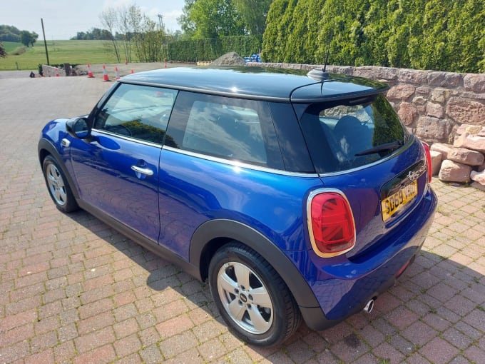 2019 Mini Hatch