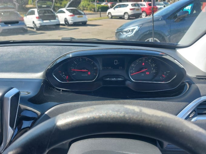 2015 Peugeot 208