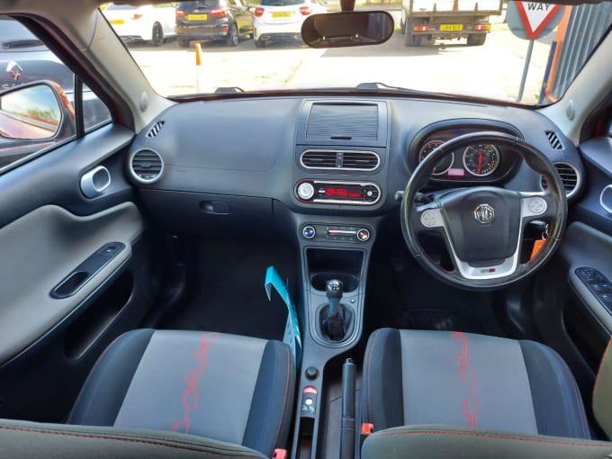 2018 Mg Mg3