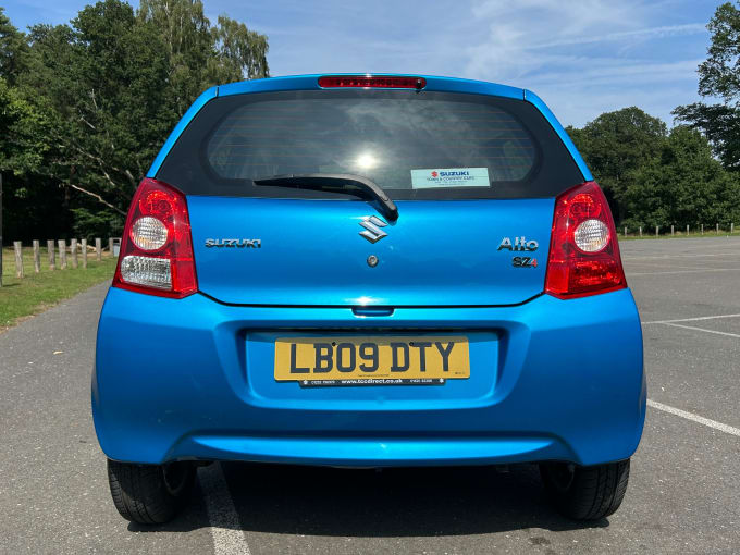 2025 Suzuki Alto
