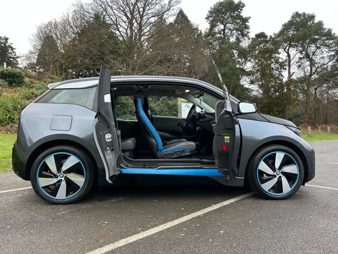 2025 BMW I3