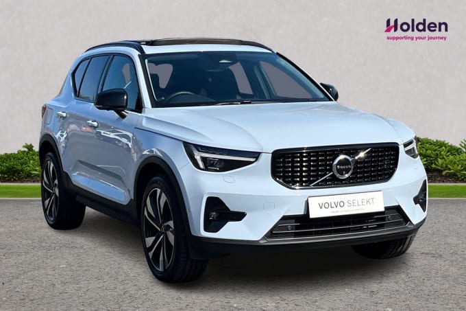 2025 Volvo Xc40