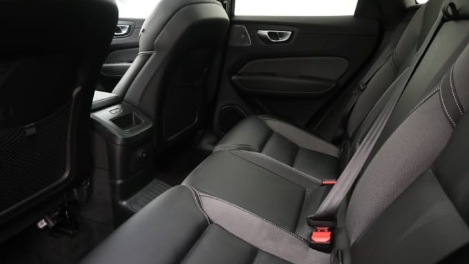 2025 Volvo Xc60