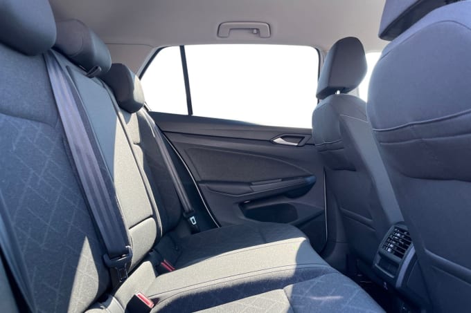 2025 Volkswagen Golf
