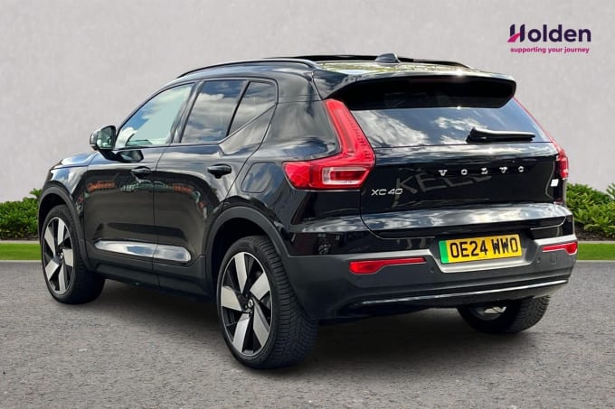 2025 Volvo Xc40