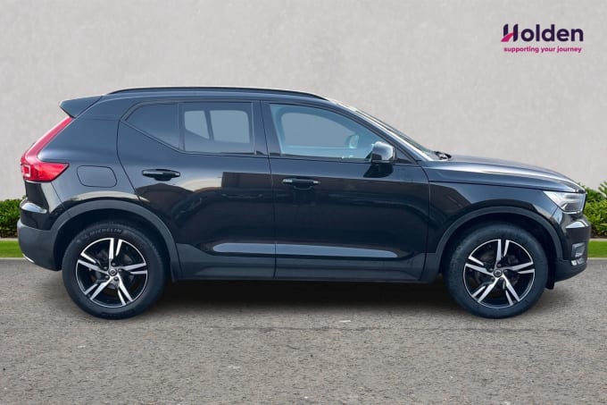 2024 Volvo Xc40