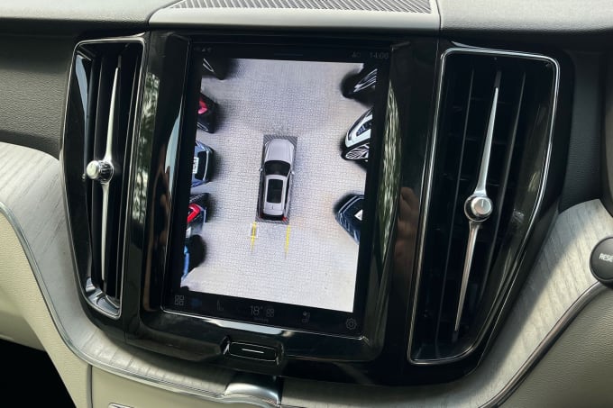 2025 Volvo Xc60