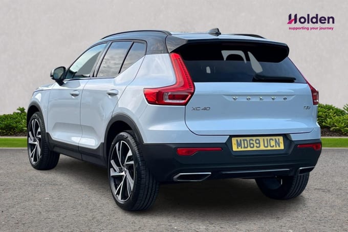 2025 Volvo Xc40