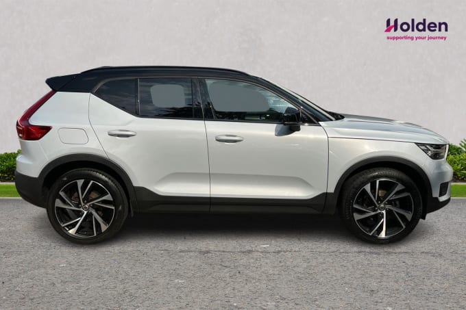 2024 Volvo Xc40