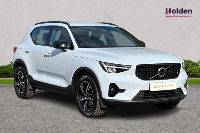 2025 Volvo Xc40