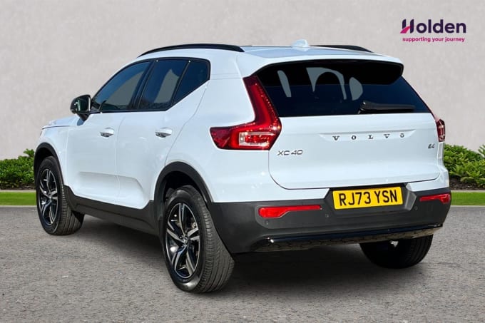 2025 Volvo Xc40