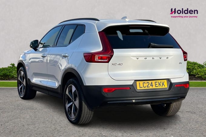 2025 Volvo Xc40