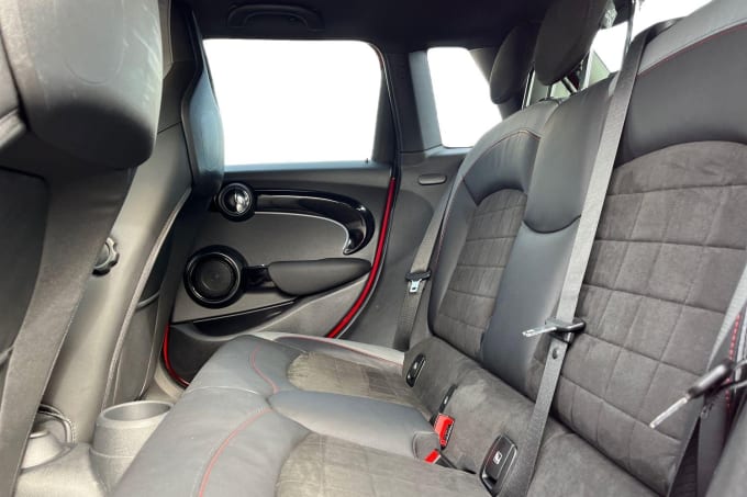 2025 Mini Hatch