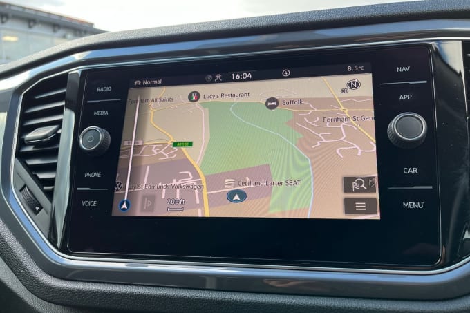 2025 Volkswagen T-roc