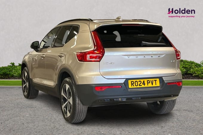 2025 Volvo Xc40