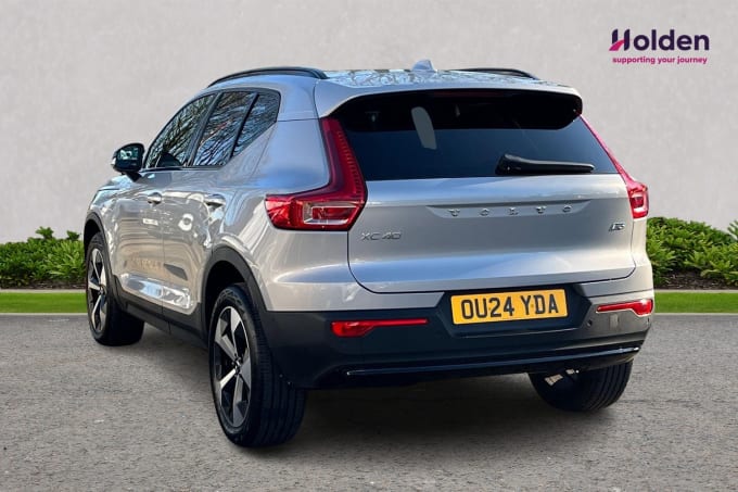 2025 Volvo Xc40