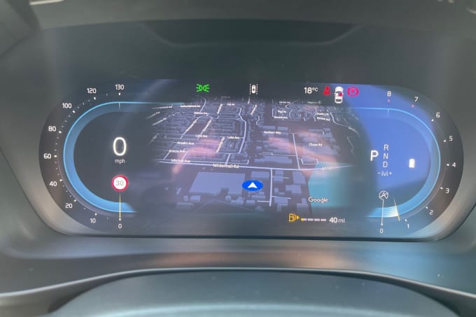 2025 Volvo Xc40