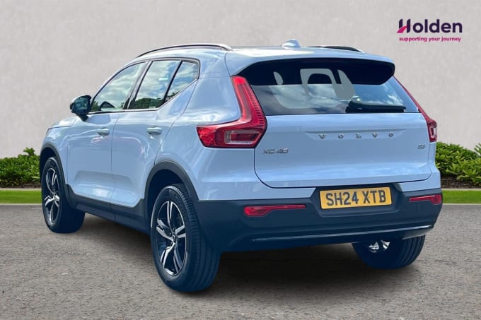 2025 Volvo Xc40